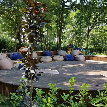 מלון Sunrise פרימורסקו