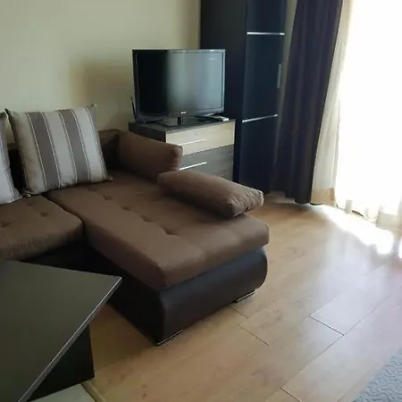 מלון Sunrise פרימורסקו