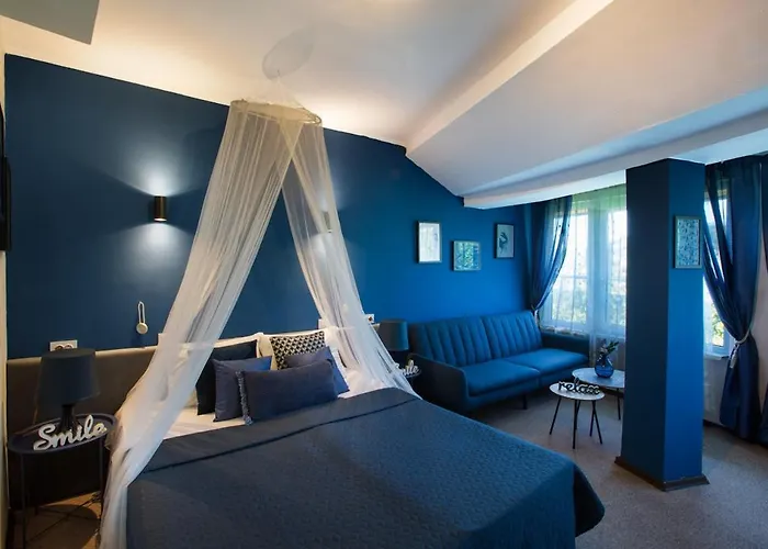 Sunrise ホテル プリモルスコ